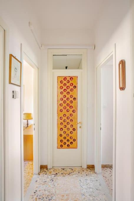テッラチーナCasa Al Mare - Lidoアパートメント エクステリア 写真