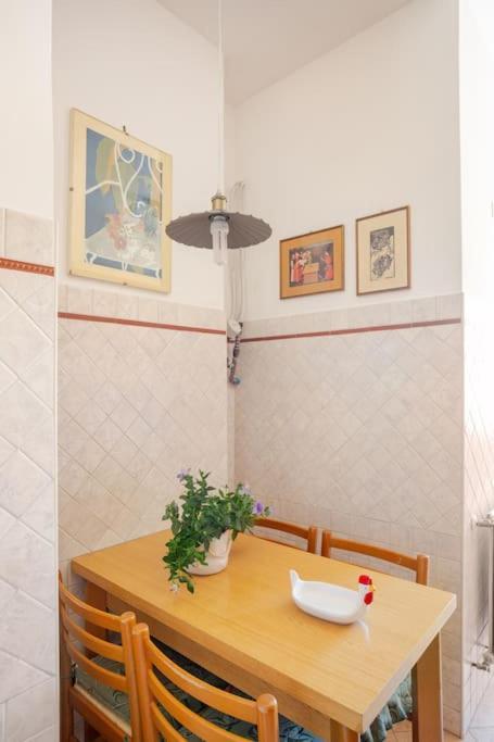 テッラチーナCasa Al Mare - Lidoアパートメント エクステリア 写真