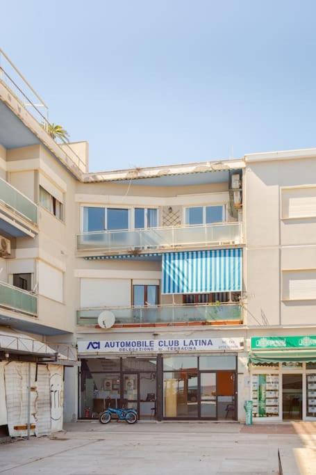 テッラチーナCasa Al Mare - Lidoアパートメント エクステリア 写真
