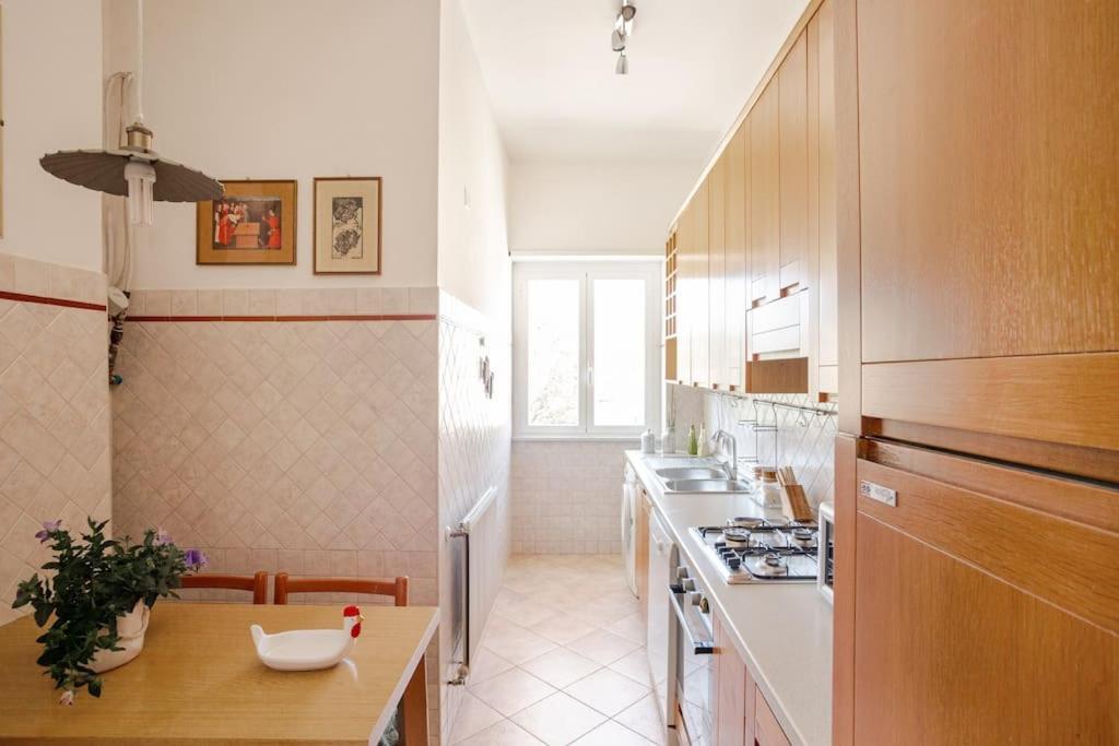 テッラチーナCasa Al Mare - Lidoアパートメント エクステリア 写真