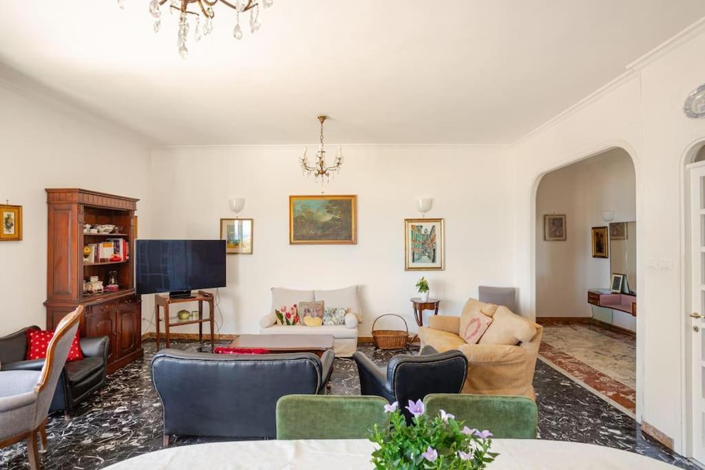 テッラチーナCasa Al Mare - Lidoアパートメント エクステリア 写真