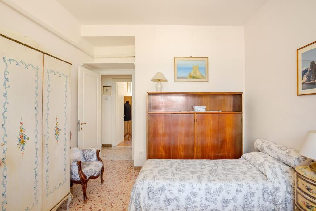 テッラチーナCasa Al Mare - Lidoアパートメント エクステリア 写真